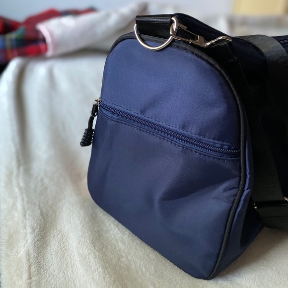 Beverly Hills polo club duffel bag - Picture 4 of 6